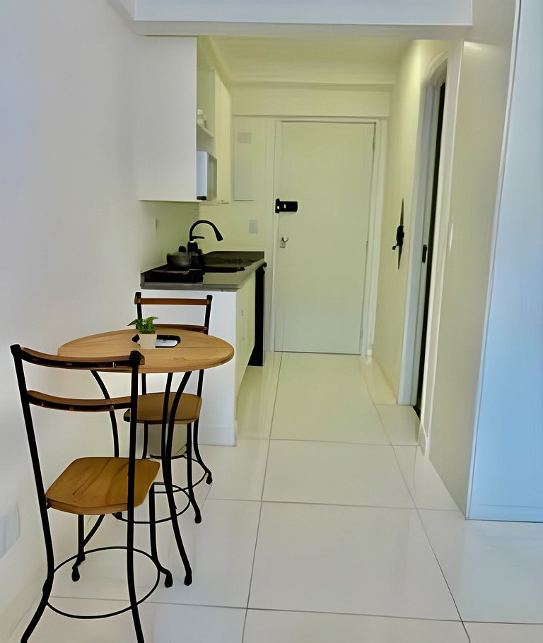 Studio para trabalho e estudo no Butantã