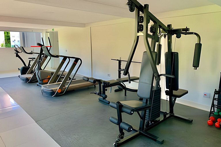 Studio para trabalho e estudo no Butantã