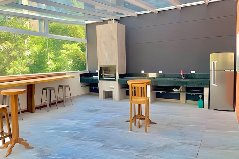Studio para trabalho e estudo no Butantã